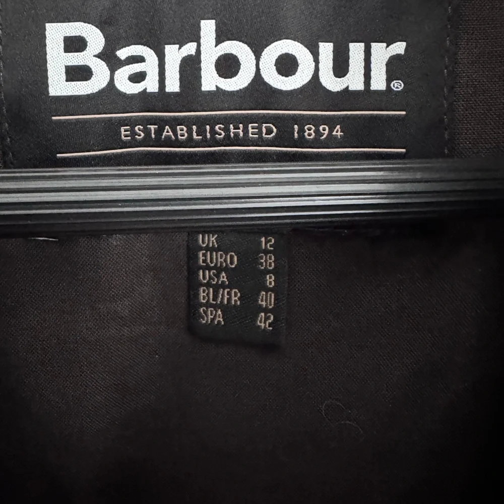 Barbour Croxdale Waxed Cotton Jacket in archive olive size 8 - Picture 6 of 10